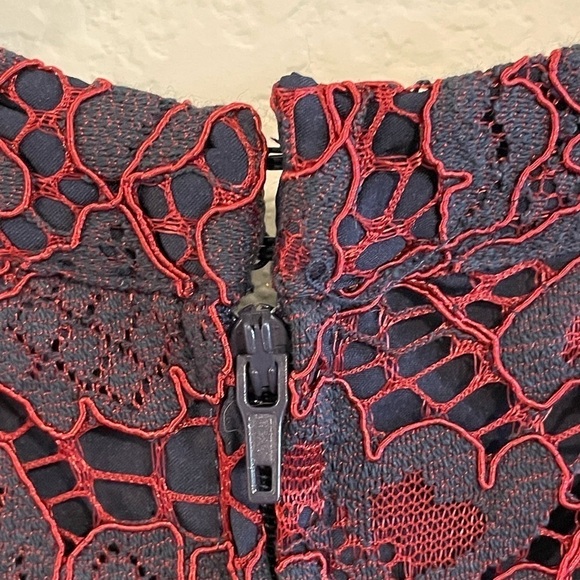ModCloth Women's Whimsigoth Midi Dress Size 6 Red & Grey Lace Trapeze Halter - Picture 8 of 16
